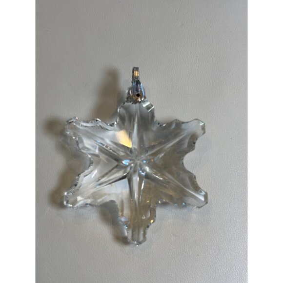 Crystal Snowflake Pendant necklace - Picture 1 of 8